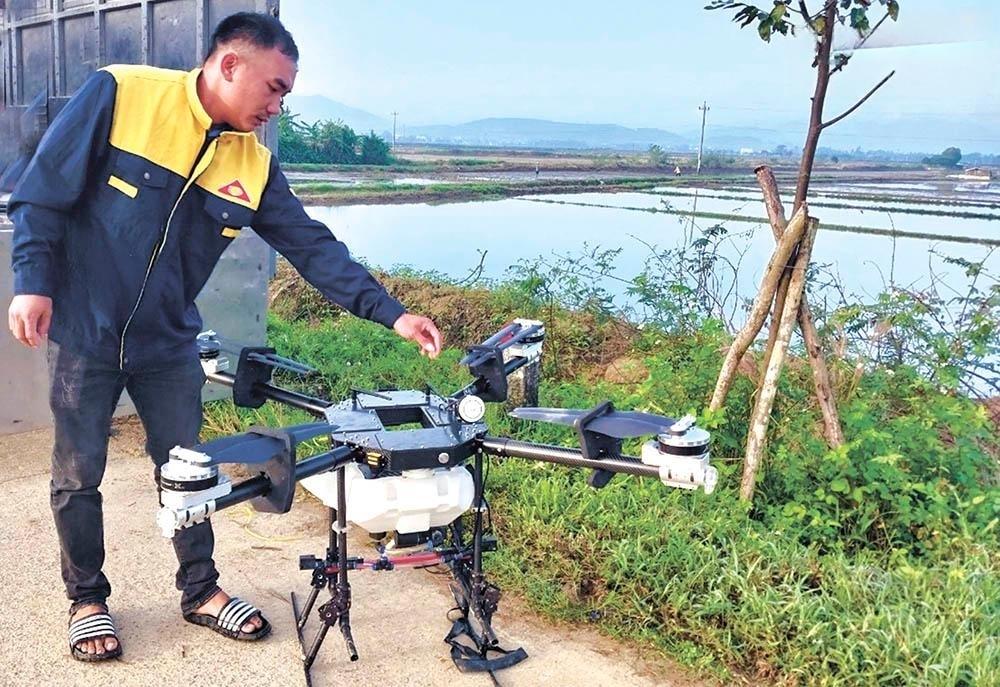 Các địa phương ở Quảng Ngãi đã đẩy mạnh ứng dụng khoa học công nghệ vào sản xuất nông nghiệp. Ảnh: Hồng Hoa