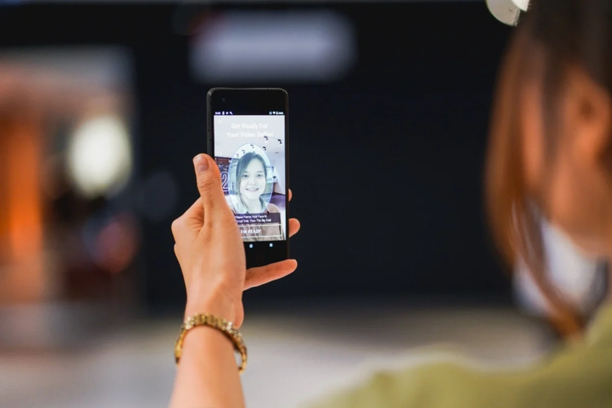 Các tiện ích như mở tài khoản điện tử (eKYC), thanh toán trực tuyến, quản lý dòng tiền và đối soát giao dịch được tích hợp trên ứng dụng du lịch.