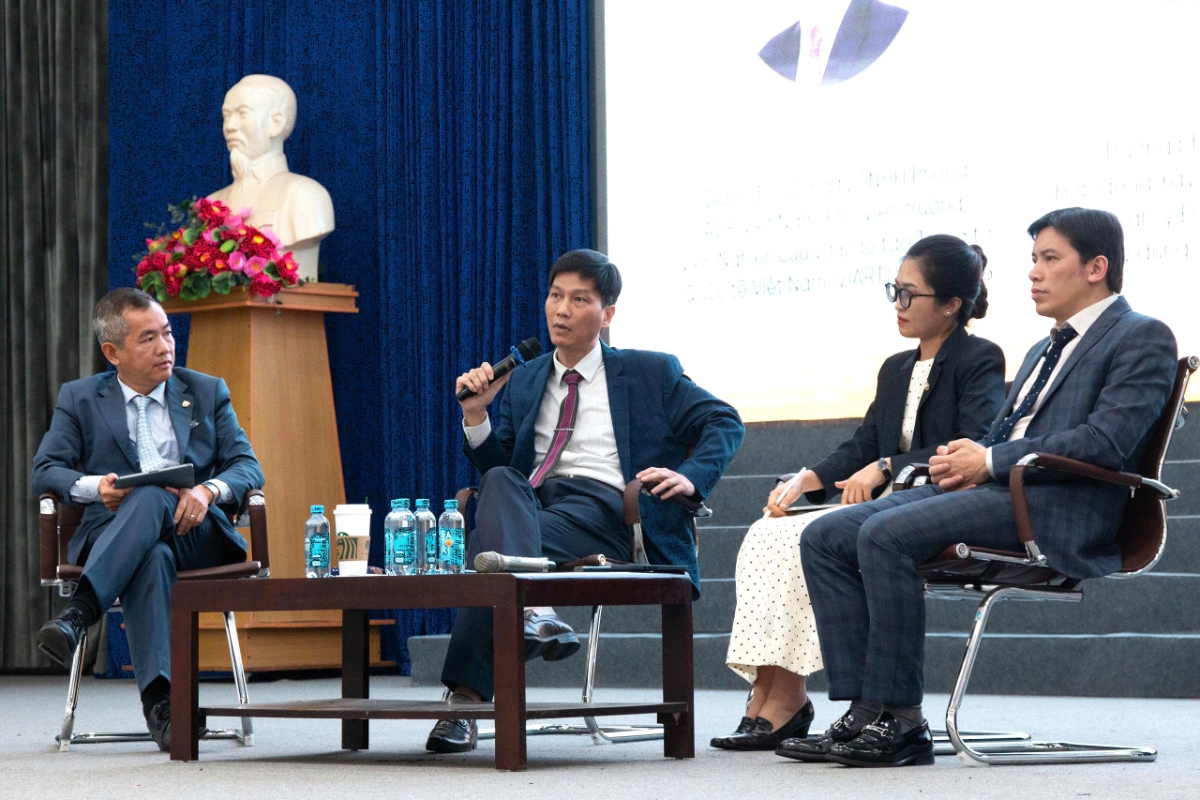 Ông Nguyễn Bắc Thủy, Trưởng phòng Kinh tế và Hợp đồng Xây dựng ( Bộ Xây dựng), cho biết “Trong quá trình sửa Luật, Bộ đã khảo sát thực tế tại các địa phương như Hà Nội, TP.HCM, Bà Rịa – Vũng Tàu và ghi nhận nhu cầu áp dụng DB trong các dự án lớn như lọc hóa dầu, hạ tầng giao thông, năng lượng”