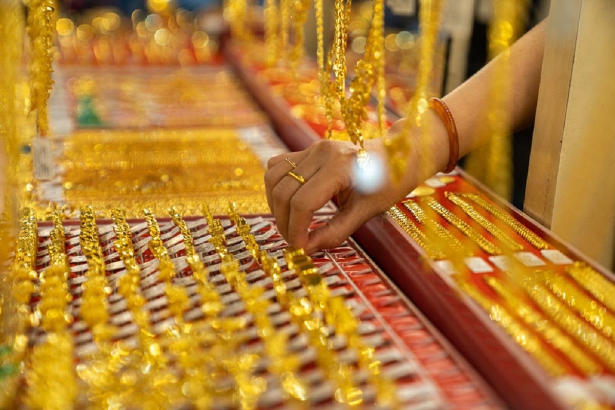 Giá vàng miếng bất động, giá vàng nhẫn “4 số 9” tăng nhẹ