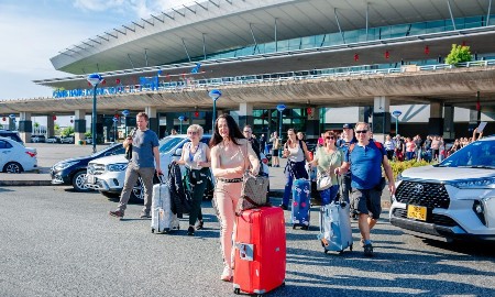 Phú Quốc đón làn sóng khách du lịch bùng nổ