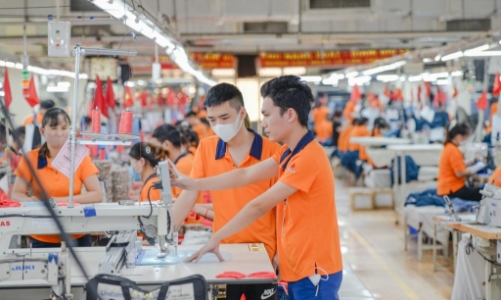 Preferential tax policies for private sector issued