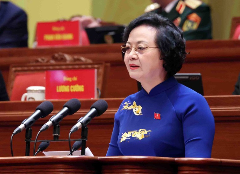 Đồng chí Phạm Thị Thanh Trà, Ủy viên Trung ương Đảng, Ủy viên Ban Thường vụ Đảng ủy Chính phủ, Phó Thủ tướng Chính phủ trình bày tham luận tại Đại hội đại biểu toàn quốc lần thứ XIV của Đảng. Ảnh: VGP