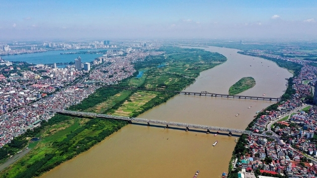 Hanoi to review and comprehensively adjust Red River urban subdivision planning