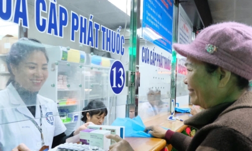 Bảo hiểm xã hội yêu cầu rà soát việc cấp thuốc ngoại trú trên 30 ngày