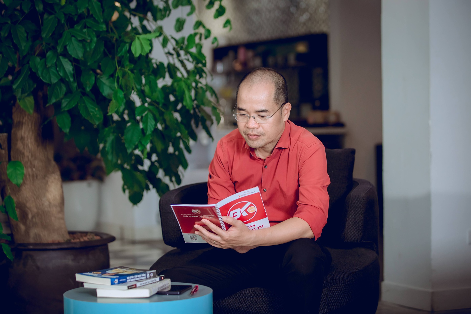 Ông Phạm Tuấn Hiệp, Giám đốc Đầu tư của BK Holdings, Trường Đại học Bách khoa Hà Nội, cho biết trong chính sách hỗ trợ khởi nghiệp của Hàn Quốc, các startup được khuyến khích và hỗ trợ rất sát sao để mở rộng ra thị trường quốc tế. Thông thường, ưu tiên đầu tiên của họ là Mỹ và châu Âu. Tuy nhiên, trong những năm gần đây, khu vực châu Á, đặc biệt là Đông Nam Á, ngày càng được chú trọng và Việt Nam nổi lên như một điểm đến quan trọng.