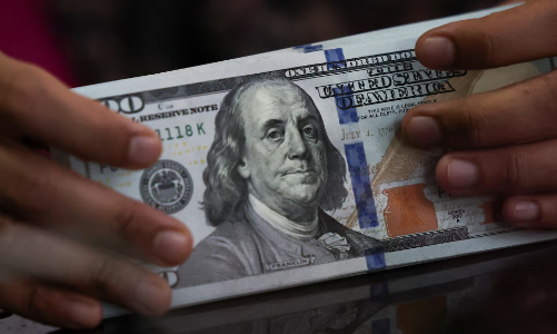 Tài sản Mỹ bị bán tháo giữa khủng hoảng Greenland