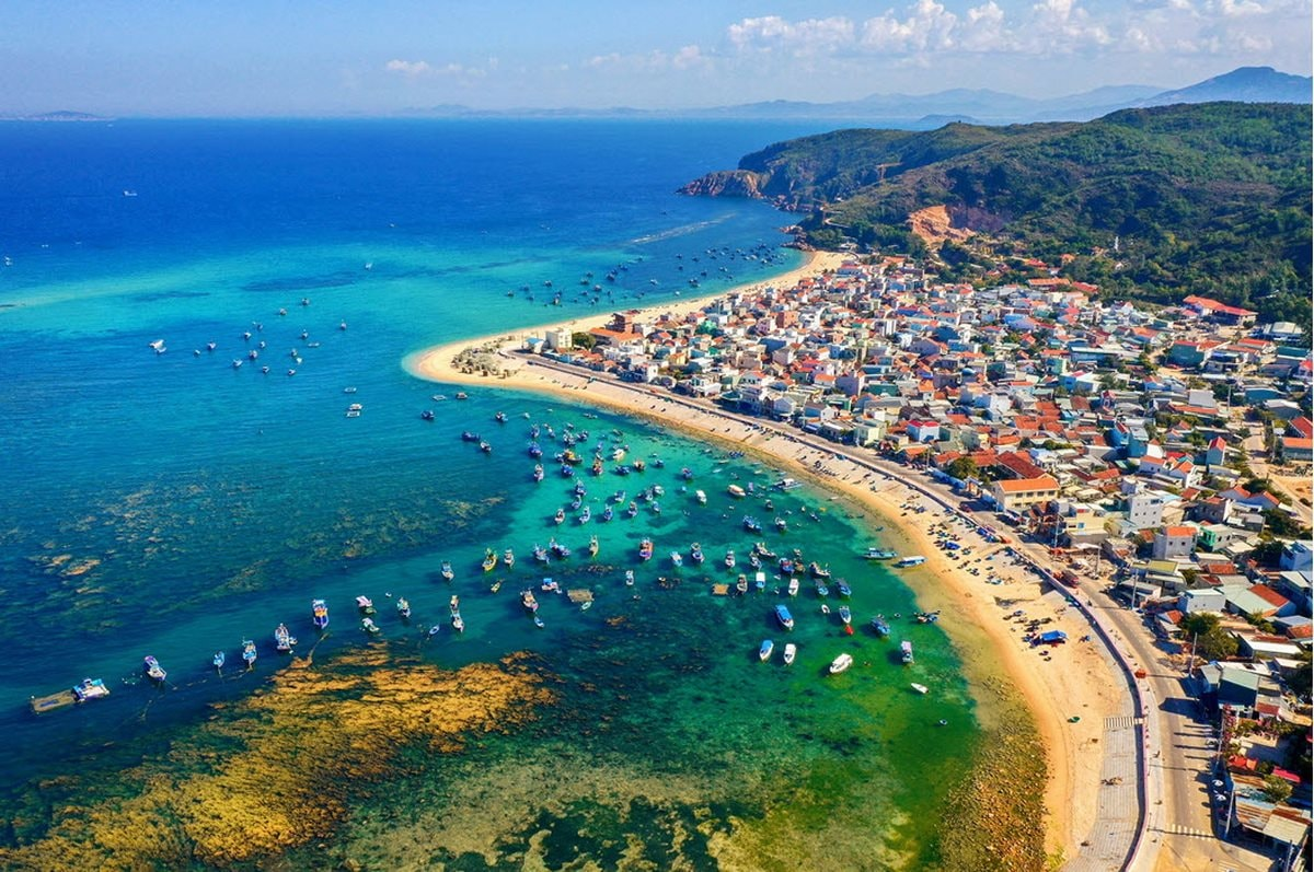 Quy Nhơn trở thành đại diện duy nhất của Việt Nam trong danh sách 25 điểm đến hàng đầu thế giới, theo&nbsp;danh sách Best in Travel 2026 của Lonely Planet.