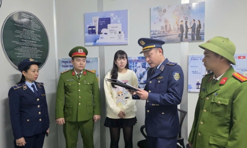 Công an các tỉnh, thành triệt phá nhiều vụ buôn bán hàng giả tinh vi