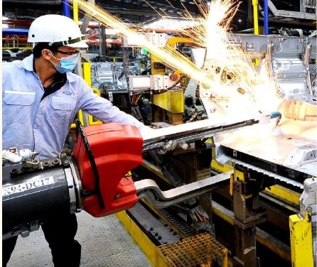 Gov’t urges localities to strive for at least 10% GRDP growth rate in 2026