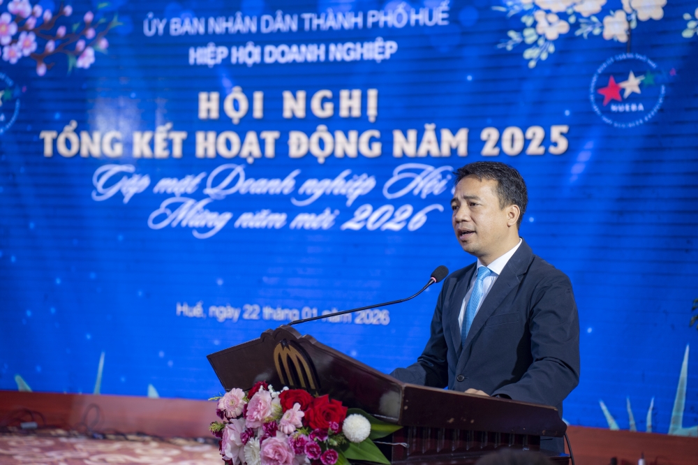 Phó Chủ tịch UBND thành phố Huế Trần Hữu Thuỳ Giang phát biểu tại hội nghị