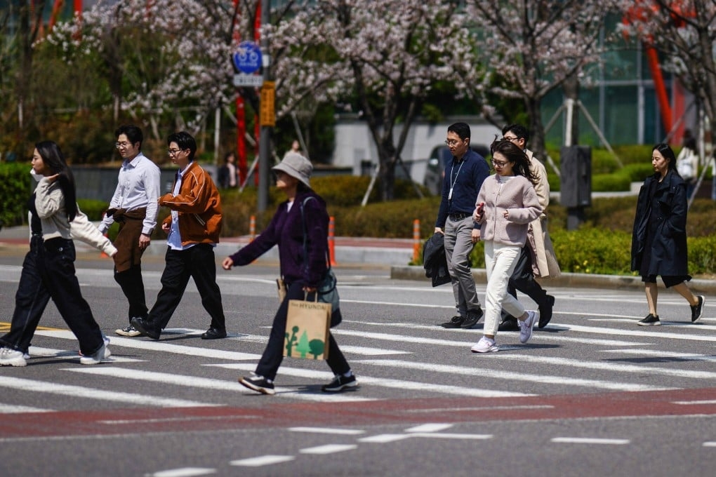 Nhu cầu không chỉ dừng lại ở an toàn, mà còn mở rộng sang gắn kết cảm xúc và xoa dịu tâm lý.
