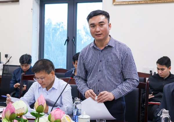 Đại diện xã Nghi Lộc cho biết dù đã đo đạc nhưng cần xác định rõ vị trí,&nbsp;mốc giới phần diện tích đất nằm trong quy hoạch đất quốc phòng&nbsp;chính xác hơn để tránh ảnh hưởng đến các hộ dân đang sinh sống và các khu vực dự kiến phát triển đất ở