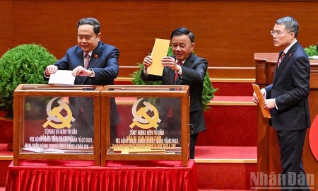 Ban Chấp hành Trung ương Đảng khóa XIV tiến hành Hội nghị lần thứ nhất