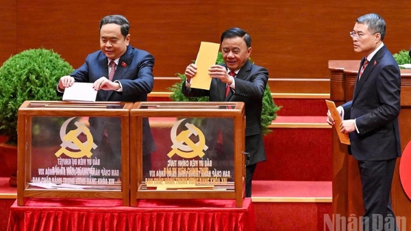 Ban Chấp hành Trung ương Đảng khóa XIV tiến hành Hội nghị lần thứ nhất