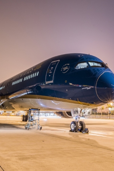Vietnam Airlines increases night flights during Tet holiday