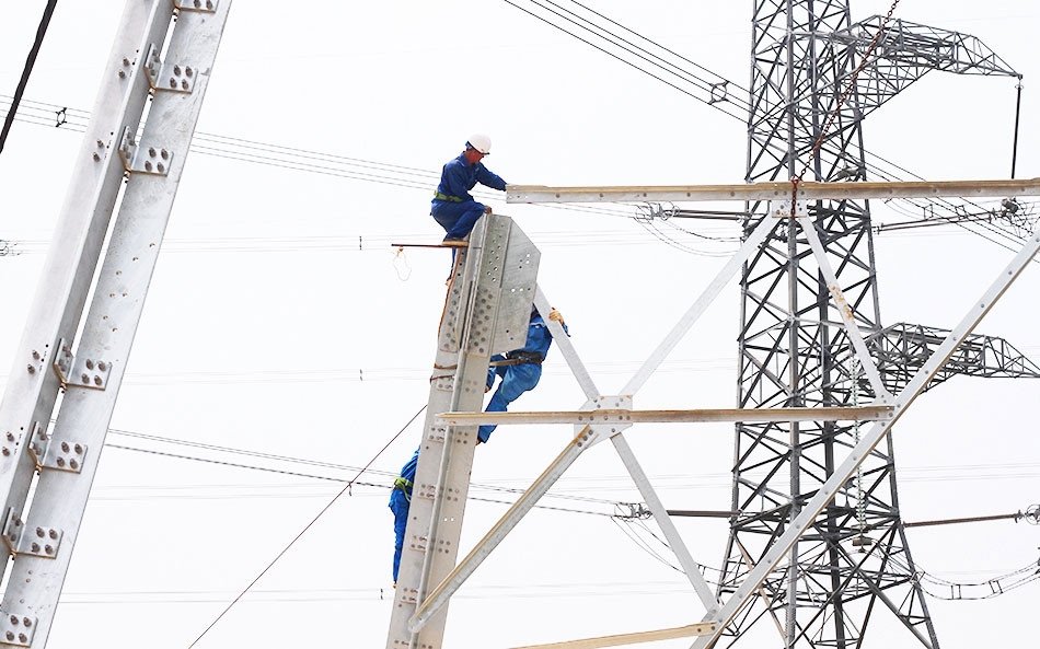 Lãnh đạo tỉnh Ninh Bình yêu cầu các địa phương tập trung tháo gỡ vướng mắc về mặt bằng để bảo đảm tiến độ dự án.