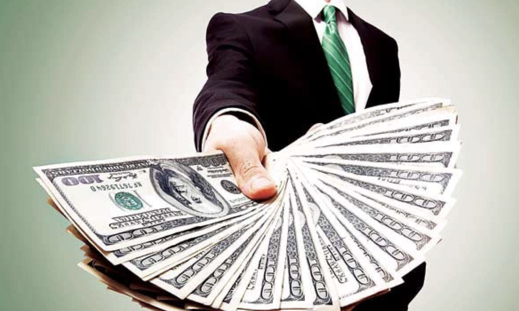 Khối ngoại bán ròng đột biến 3.100 tỷ, tổ chức trong nước tiếp tục gom