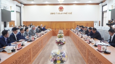 Hue strengthens ties with Laos and Luxembourg to attract green investment