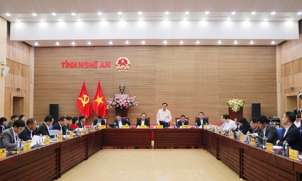 Quang cảnh phiên họp UBND tỉnh Nghệ An tháng 01/2026