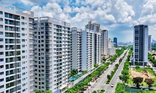 Bất động sản hấp dẫn nhưng cạnh tranh ngày càng khốc liệt