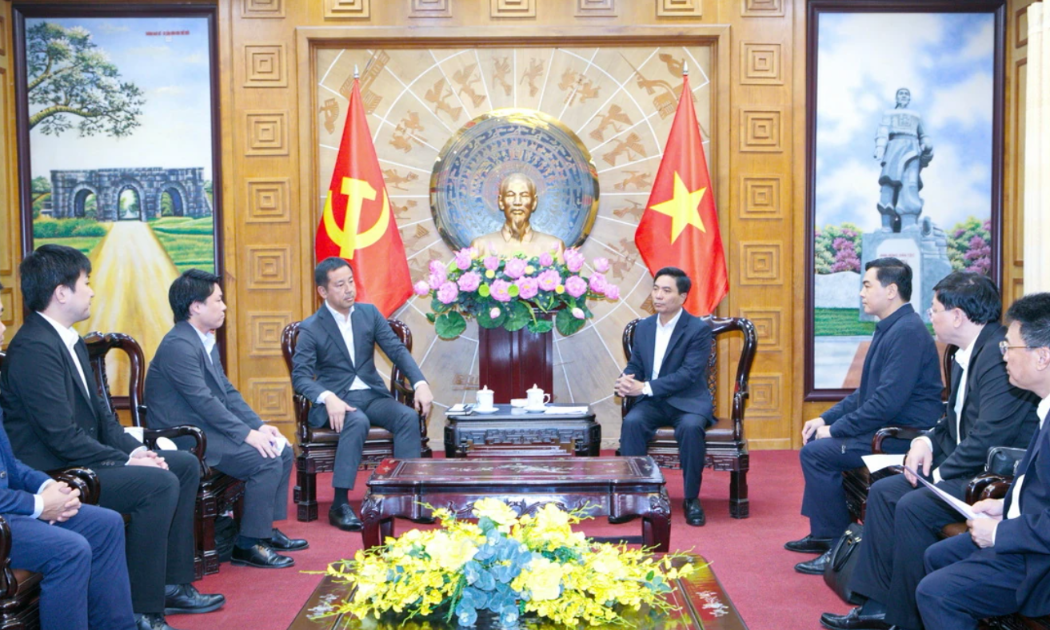 Bí thư Tỉnh ủy Thanh Hoá Nguyễn Doãn Anh tiếp xã giao Đoàn công tác Tập đoàn Sumitomo (Nhật Bản). Ảnh: Minh Hiếu