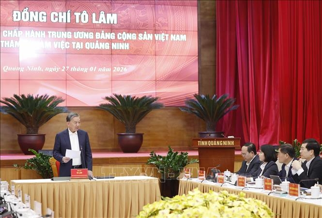 Tổng Bí thư Tô Lâm và Đoàn công tác Trung ương đã làm việc với Ban Chấp hành Đảng bộ tỉnh Quảng Ninh. Ảnh: TTXVN