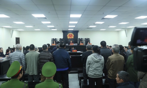 Xét xử sơ thẩm vụ đưa, nhận hối lộ hơn 71 tỷ để 