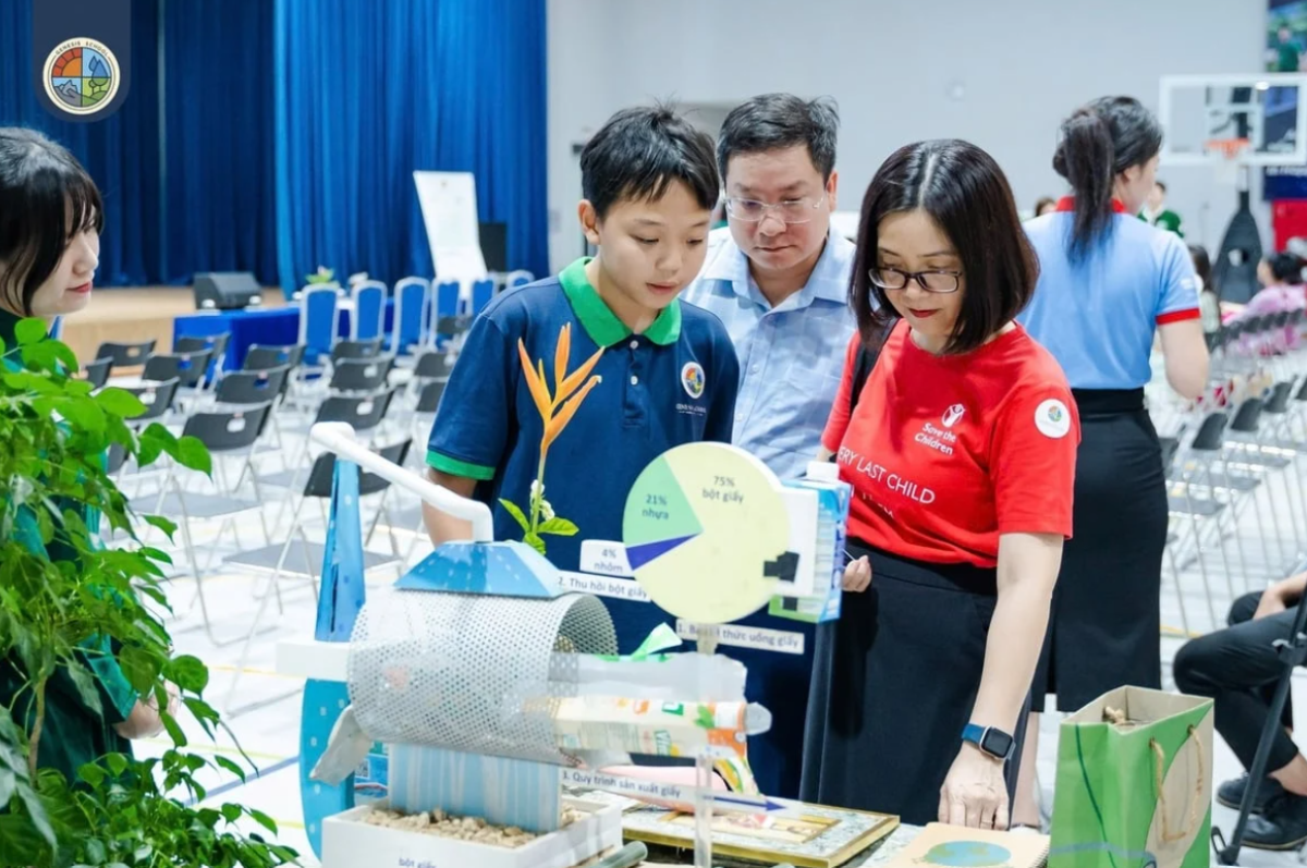 Chấm điểm đối với những trường có hoạt động hạn chế sử dụng nhựa, thu gom rác thải nhựa.