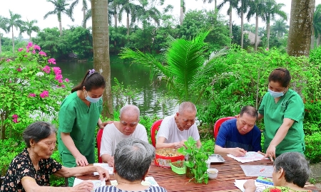 Hiện cả nước chỉ có duy nhất một bệnh viện lão khoa cấp tỉnh tại Quảng Ninh và khoảng 20 cơ sở dưỡng lão tư nhân.