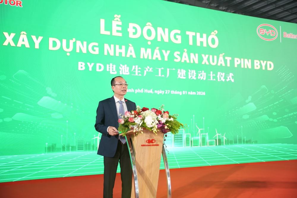 Phó Chủ tịch UBND thành phố Huế Phan Quý Phương phát biểu tại buổi lễ