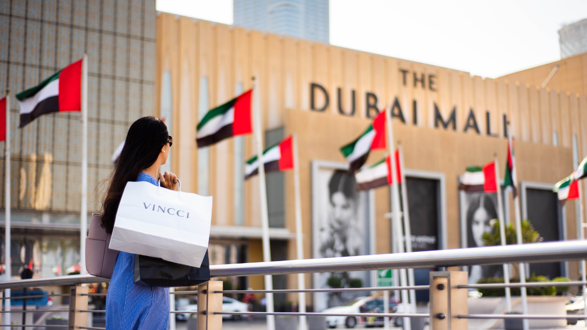 Dubai nổi lên như một lựa chọn thay thế nhờ tính chắc chắn, tốc độ và khả năng mở rộng.