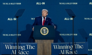 Tổng cố vấn pháp lý của DOT, nhấn mạnh rằng Tổng thống Trump “rất hào hứng” với sáng kiến này