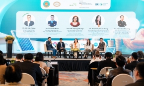 Các chuyên gia thảo luận tại sự kiện khởi động Dự án “Chuyển dịch đầu tư theo hướng chuyển đổi xanh" (SHIFT)