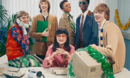 “Cộng đồng” trở thành tài sản mạnh nhất của ngành hàng xa xỉ