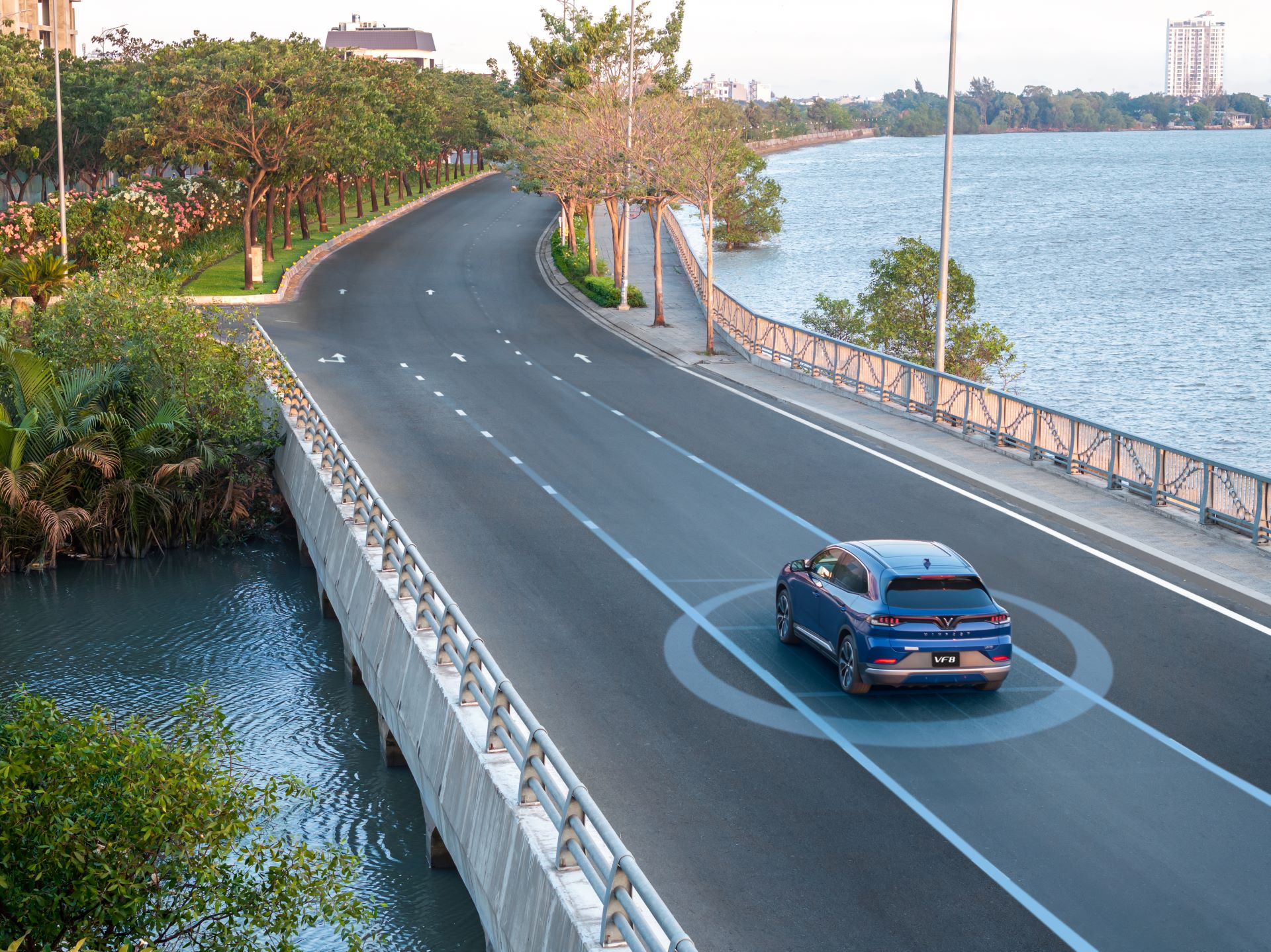 Cú hích công nghệ tự lái L2++: Xe điện VinFast sẽ thông minh đến mức nào?