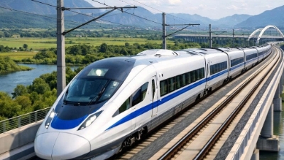 Ministry reviews HCMC-Ca Mau railway investment proposal