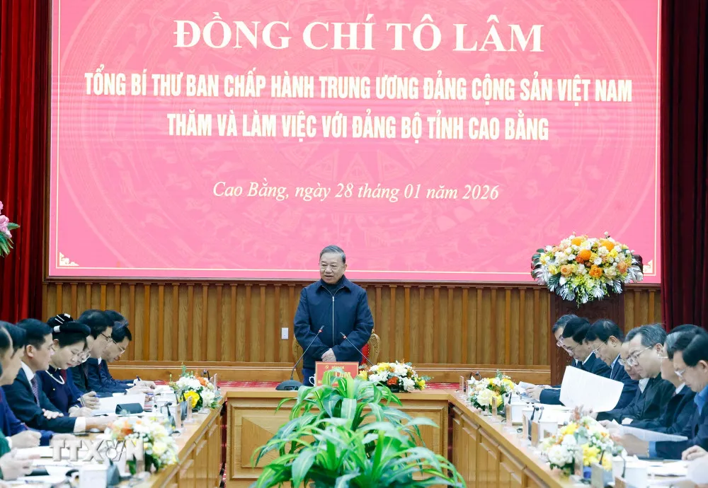 Tổng Bí thư Tô Lâm phát biểu tại buổi làm việc với Ban Chấp hành Đảng bộ tỉnh Cao Bằng. Ảnh: TTXVN