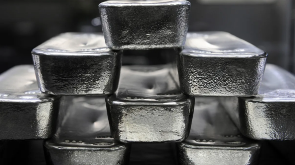 Nhà đầu tư Trung Quốc ồ ạt mua bạc