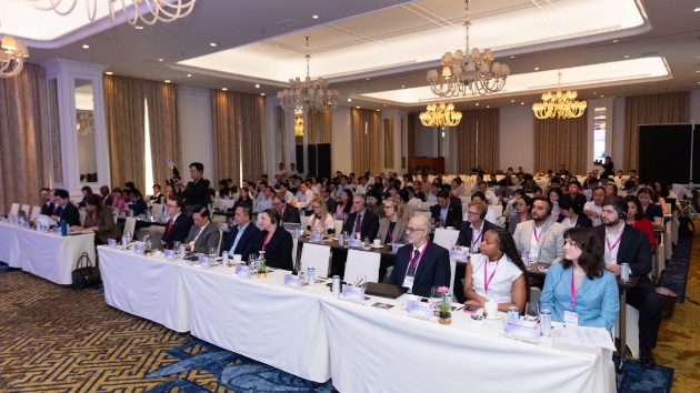 Vietnam, UK bolster cooperation in digital healthcare transformation