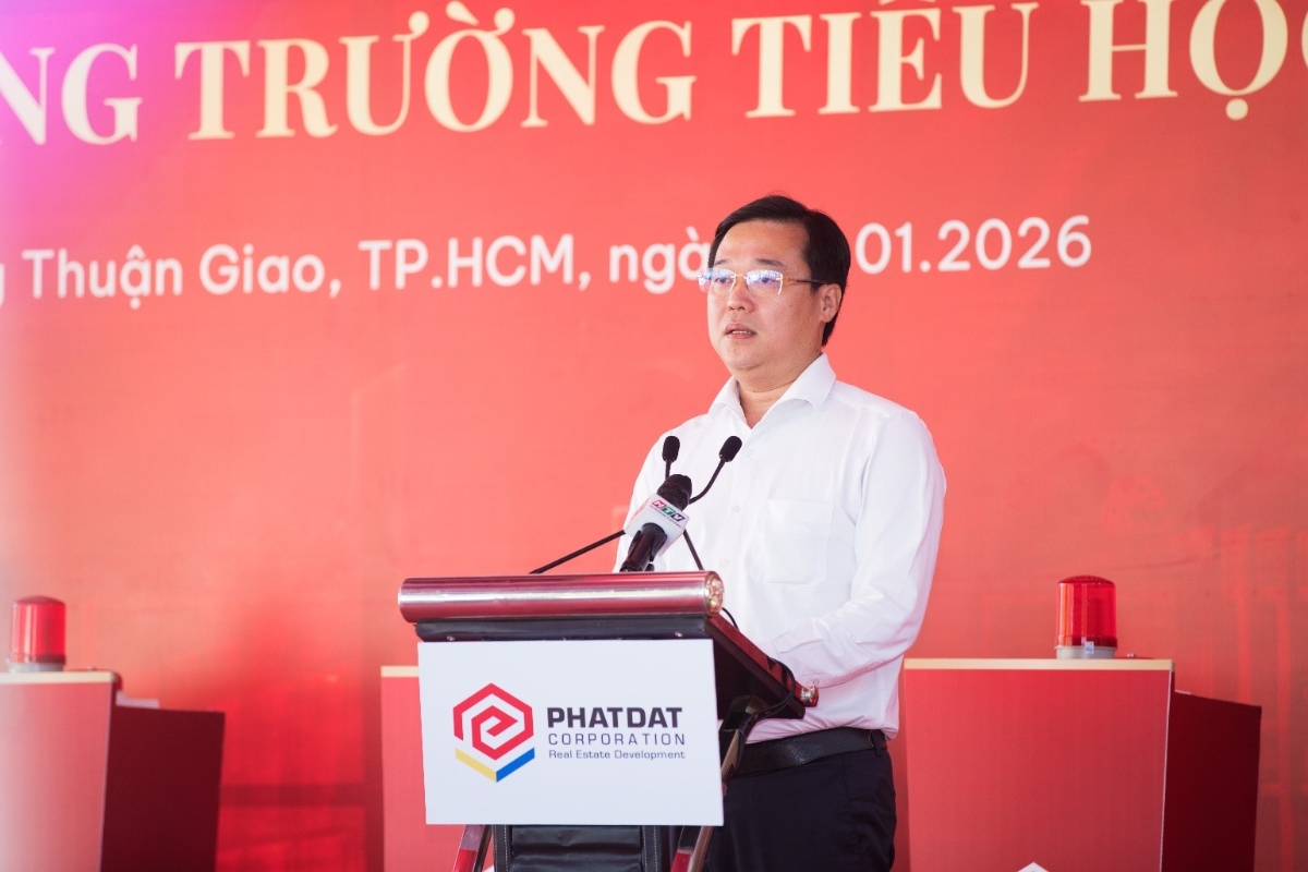 Ông Lê Quốc Phong – Ủy viên Trung ương Đảng, Phó Bí thư Thường trực Thành ủy, Bí thư Đảng ủy các cơ quan Đảng TPHCM đánh giá cao những hành động của Phát Đạt trong việc đồng hành cùng với TP.HCM.&nbsp;Ảnh:&nbsp;Phát Đạt.&nbsp;