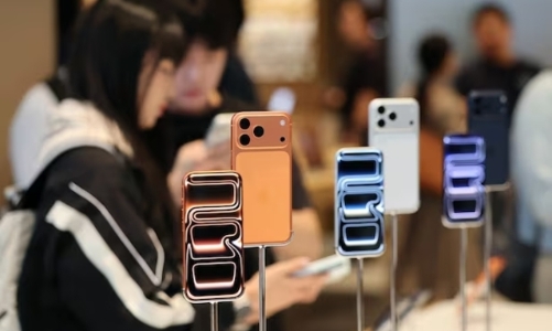 Apple sẽ không tăng giá iPhone 18 bất chấp chi phí linh kiện tăng 