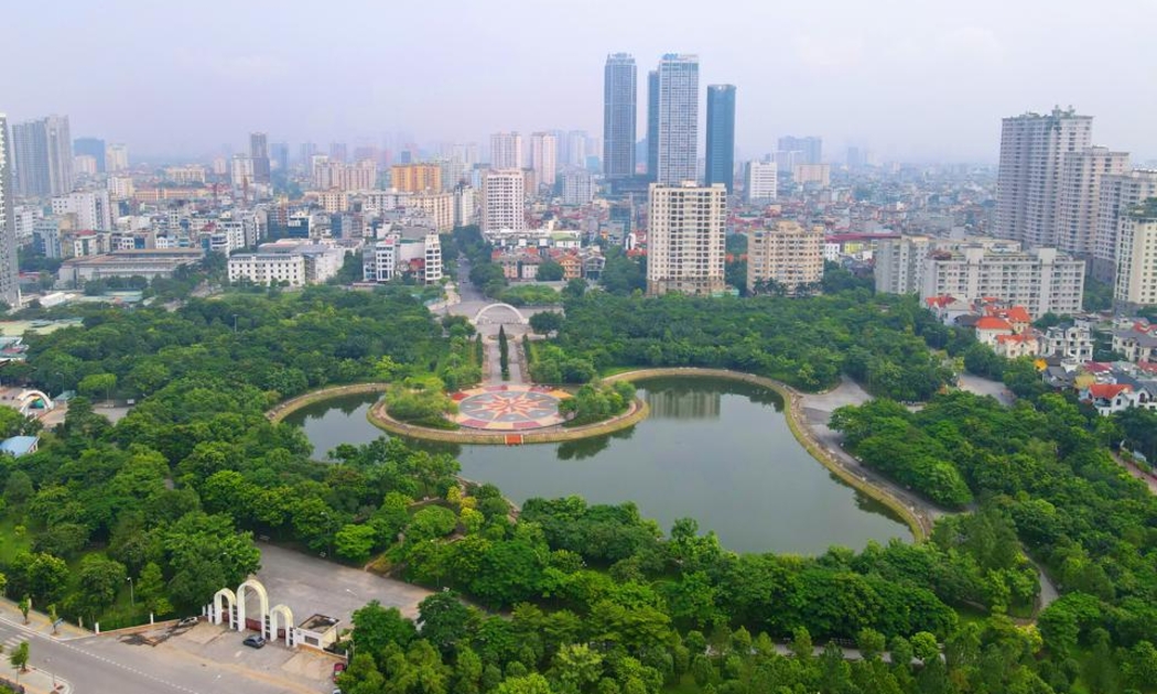 Phát triển đô thị tăng trưởng xanh thích ứng với biến đổi khí hậu, hướng tới phát triển bền vững. Ảnh: P.Hùng