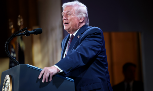 Tổng thống Trump cảnh báo khả năng tấn công Iran