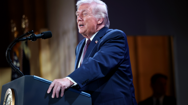 Tổng thống Trump cảnh báo khả năng tấn công Iran