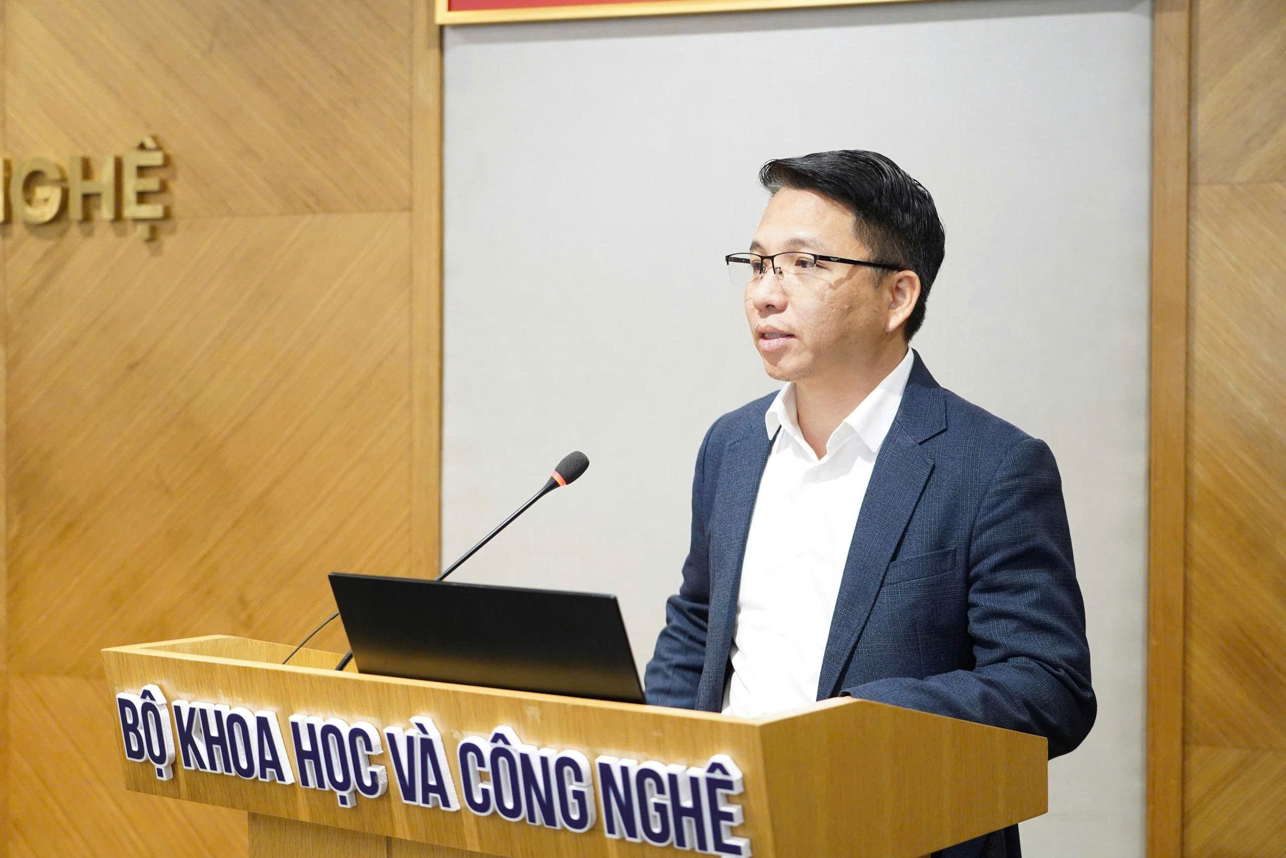 Ông Nguyễn Anh Tuấn, Trường phòng quản lý chất lượng, Cục Công nghiệp công nghệ thông tin, cung cấp thông tin cung cấp tới các cơ quan báo chí thông tin về Thông tin về Thông tư số 30/2025/TT-BKHCN.
