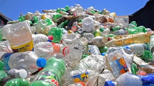 Phát thải từ nhựa có thể làm tổn hại sức khỏe toàn cầu tăng gấp đôi vào năm 2040