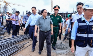 Thủ tướng kiểm tra, đôn đốc tiến độ các dự án phục vụ APEC tại Phú Quốc