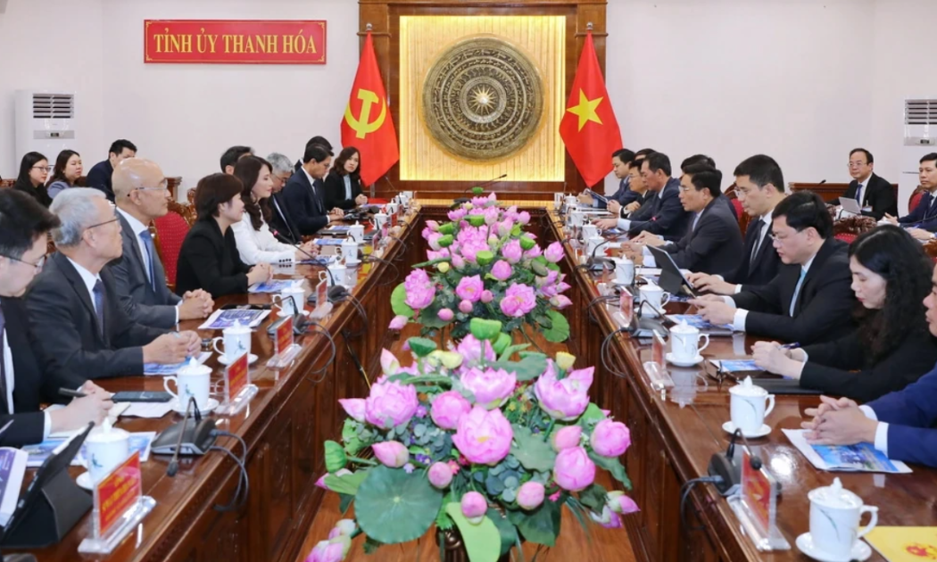 Toàn cảnh buổi làm việc giữa lãnh đạo tỉnh Thanh Hoá với Đoàn công tác Tập đoàn WHA. Ảnh: Minh Hiếu