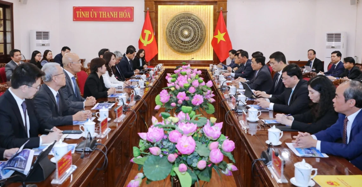 Toàn cảnh buổi làm việc giữa lãnh đạo tỉnh Thanh Hoá với Đoàn công tác Tập đoàn WHA. Ảnh: Minh Hiếu